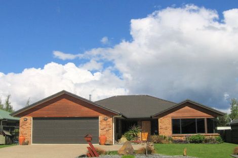 Photo of property in 3 Frame Place, Owhata, Rotorua, 3010