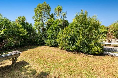 Photo of property in 5 Porter Crescent, Helensville, 0800
