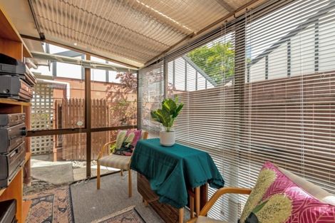 Photo of property in 25 Colonial Place, Kelvin Grove, Palmerston North, 4414