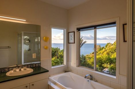 Photo of property in 23 Garratt Road, Waiheke Island, 1971