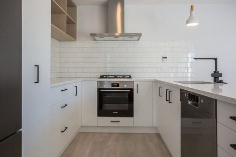 Photo of property in 6 Parekareka Lane, Kenepuru, Porirua, 5022