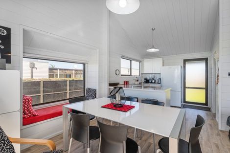 Photo of property in 114 Totara Place, Matarangi, Whitianga, 3592