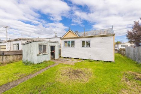 Photo of property in 14 Lowther Street, Whanganui, 4500