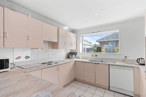 Photo of property in 2/16 Tika Street, Riccarton, Christchurch, 8041