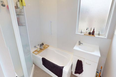 Photo of property in 8 Custom Street, Ashhurst, 4810