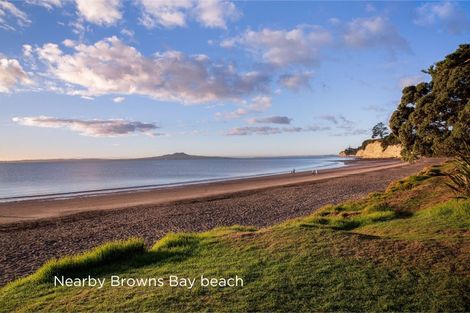 Photo of property in 26 Woodlands Crescent, Browns Bay, Auckland, 0630