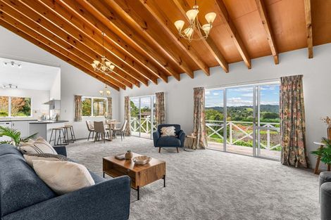 Photo of property in 17 Scenic Rise, Maunu, Whangarei, 0179