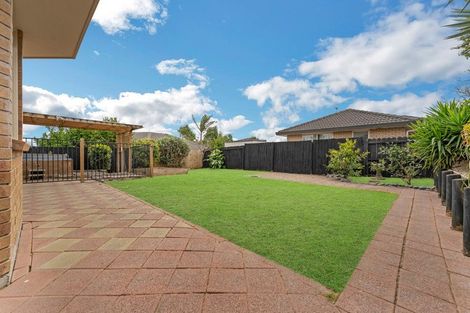 Photo of property in 5 Natasha Lane, Henderson, Auckland, 0612