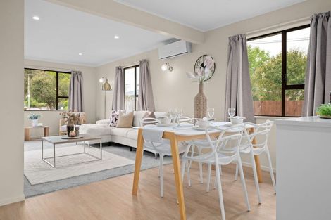 Photo of property in 66 Southsea Crescent, Silverdale, Hamilton, 3216