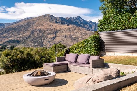 Photo of property in 9 Sledmere Drive, Lower Shotover, Queenstown, 9371