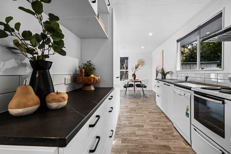 Photo of property in 5c Tahurangi Place, Spotswood, New Plymouth, 4310