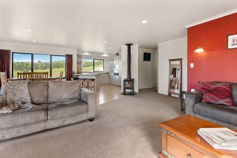 Photo of property in 4 Florey Heights, Springfield, Rotorua, 3015