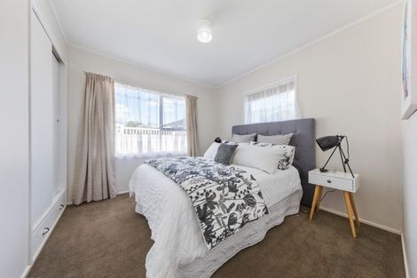 Photo of property in 2/6 Hemsway Place, Sunnyhills, Auckland, 2010