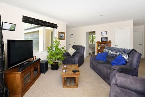 Photo of property in 1 Ernest Place, Brightwater, 7022