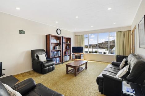 Photo of property in 7 Ceres Crescent, Johnsonville, Wellington, 6037