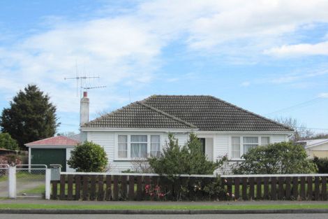 Photo of property in 73 Bartholomew Road, Levin, 5510