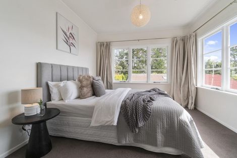 Photo of property in 1/38 Eastglen Road, Glen Eden, Auckland, 0602