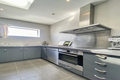 Photo of property in 5/35 Home Street, Mount Victoria, Wellington, 6011