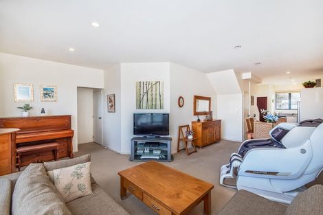 Photo of property in 20/22 Northcross Drive, Oteha, Auckland, 0632