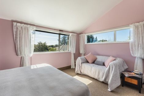 Photo of property in 899 State Highway 1, Te Horo, Otaki, 5581