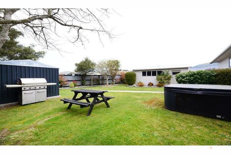 Photo of property in 195 Queen Street, Waimate, 7924