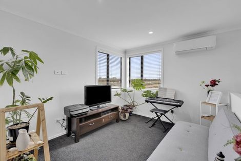 Photo of property in 20 Te Tiireke Drive, Glenview, Hamilton, 3206