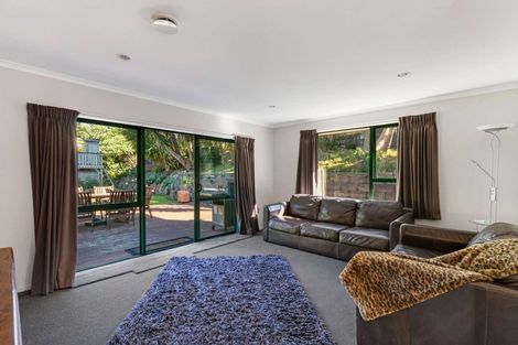 Photo of property in 10 Bella Villa Drive, Waiuku, 2123