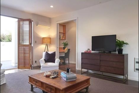 Photo of property in 10 Cheltenham Street, Merivale, Christchurch, 8014