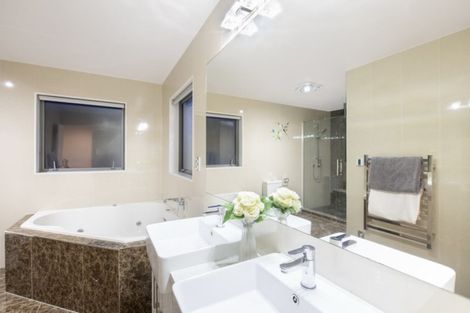 Photo of property in 3 Moville Drive, Flat Bush, Auckland, 2019