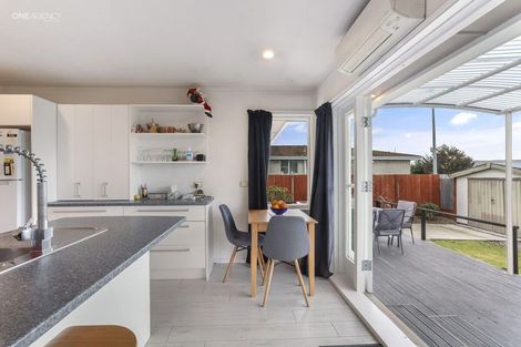 Photo of property in 262 Main North Road, Redwood, Christchurch, 8051