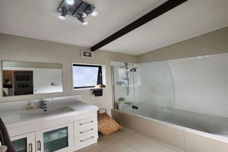 Photo of property in 34 Bellfield Road, Opaheke, Papakura, 2113