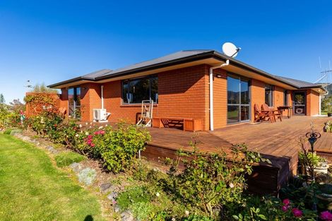 Photo of property in 11 Hunts Road, Waimate, 7978
