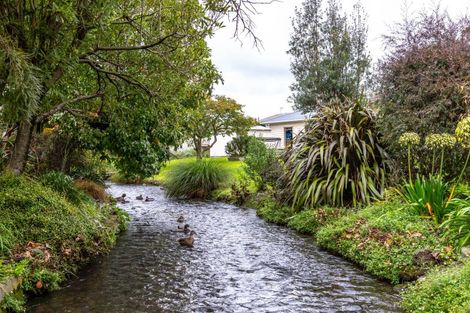 Photo of property in 12 Weka Place, Masterton, 5810