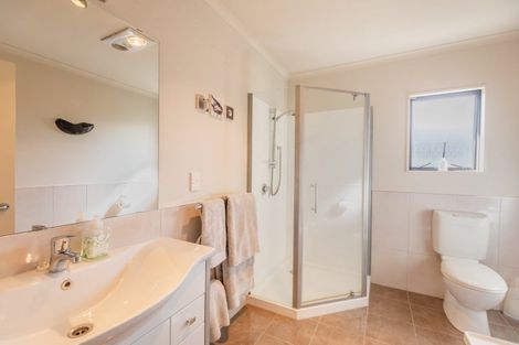 Photo of property in 11 Highgrove Place, Waipukurau, 4200