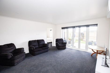 Photo of property in 8 Costello Drive, Ngatea, 3503