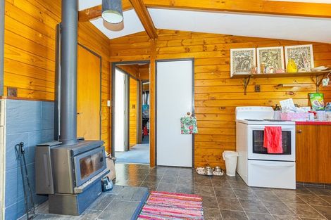 Photo of property in 2 Burmah Street, Aramoho, Whanganui, 4500