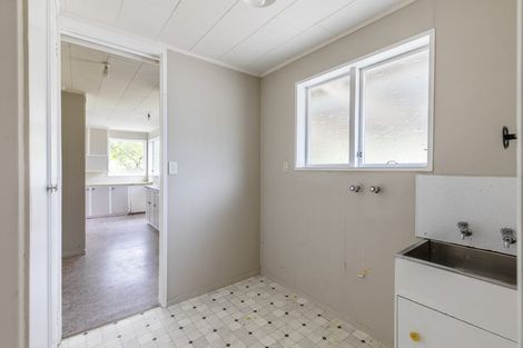 Photo of property in Ex Awariki School, 667 Mangahei Road, Te Uri, Dannevirke, 4973