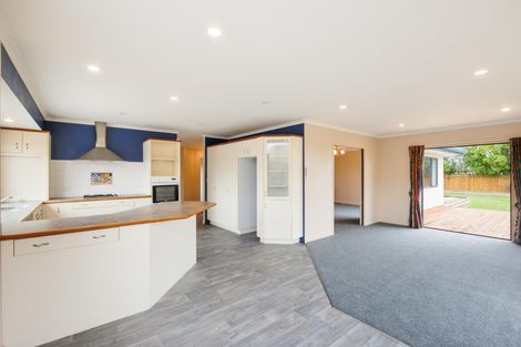 Photo of property in 27 Parnell Heights Drive, Kelvin Grove, Palmerston North, 4414