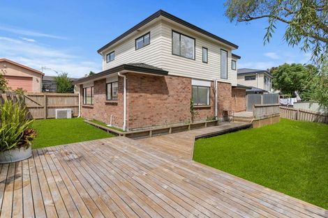 Photo of property in 15 Ali Place, Ranui, Auckland, 0612