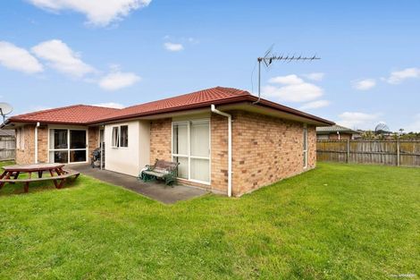 Photo of property in 12 Rock Daisy Crescent, Mangere, Auckland, 2022