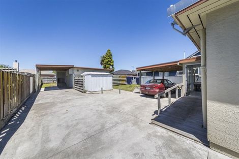 Photo of property in 142 College Street, Awapuni, Palmerston North, 4412