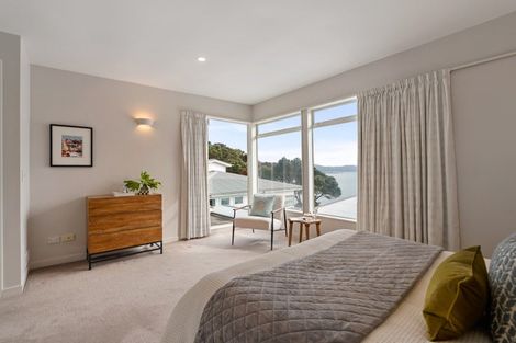 Photo of property in 353a Karaka Bay Road, Karaka Bays, Wellington, 6022