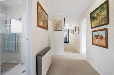 Photo of property in 207 Mcquarrie Street, Kingswell, Invercargill, 9812