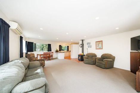 Photo of property in 5 Barnes Court, Roslyn, Palmerston North, 4414