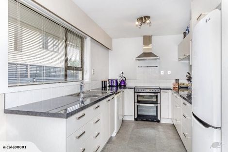 Photo of property in 115 Grimseys Road, Redwood, Christchurch, 8051