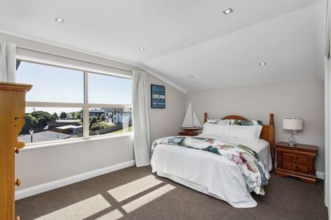 Photo of property in 3 Roystone Way, Huntsbury, Christchurch, 8022