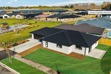 Photo of property in 3 Meadow View Drive, Belfast, Christchurch, 8051