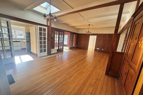 Photo of property in 4a Rewiti Avenue, Takapuna, Auckland, 0622