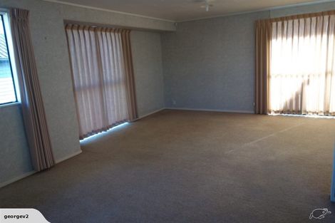 Photo of property in 11 Rogan Street, Mount Roskill, Auckland, 1041