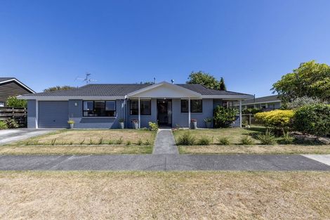 Photo of property in 2 Kanawa Street, Waikanae, 5036